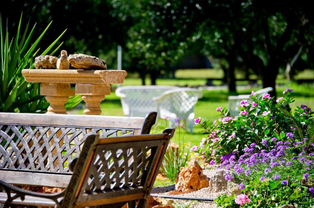 Agriturismo Santa Chiara Алецио Экстерьер фото