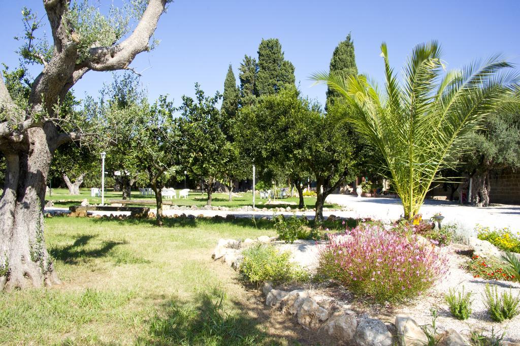 Agriturismo Santa Chiara Алецио Экстерьер фото