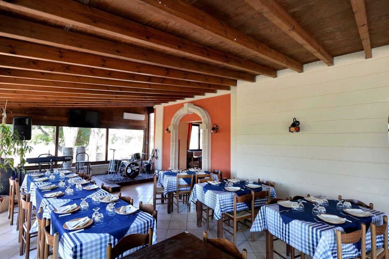 Agriturismo Santa Chiara Алецио Экстерьер фото